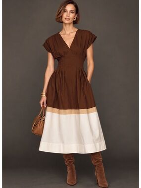 EXQUISE PLEATED SHORT SLEEVE TWICER MIDI DRESS🤎